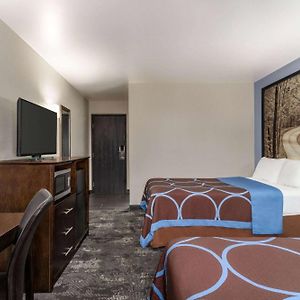 Queen Room Two Queen Beds Non-Smoking